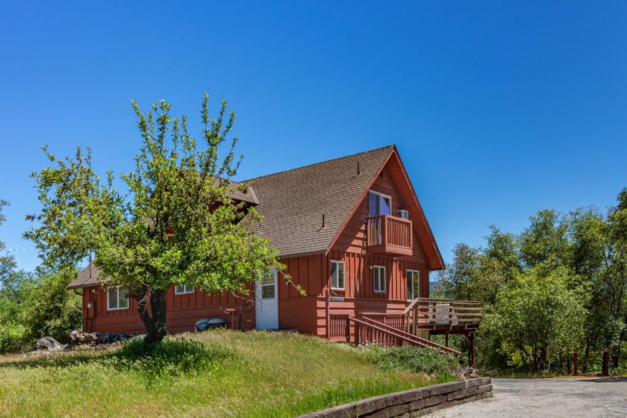 Hodges Hill Yosemite House Βίλα Oakhurst Εξωτερικό φωτογραφία